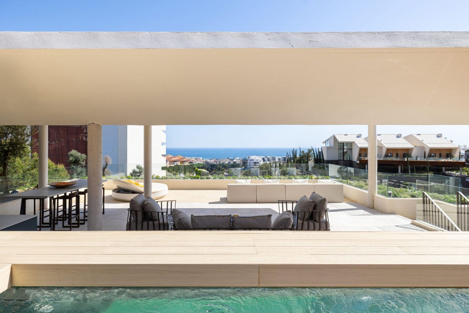03 roof deck pool ocean view modern outdoor living